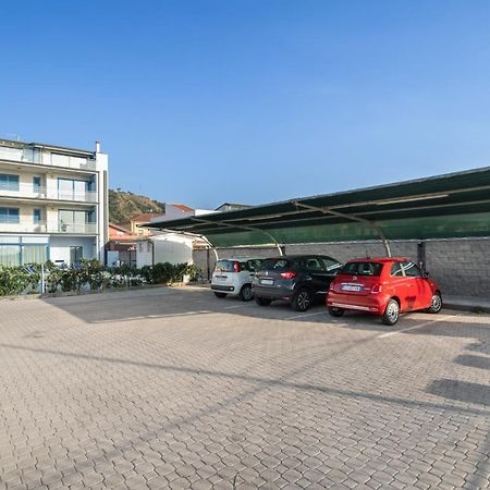 Terraces D'Orlando - Family Apartments With Sea View And Pool Капо-д'Орландо Экстерьер фото