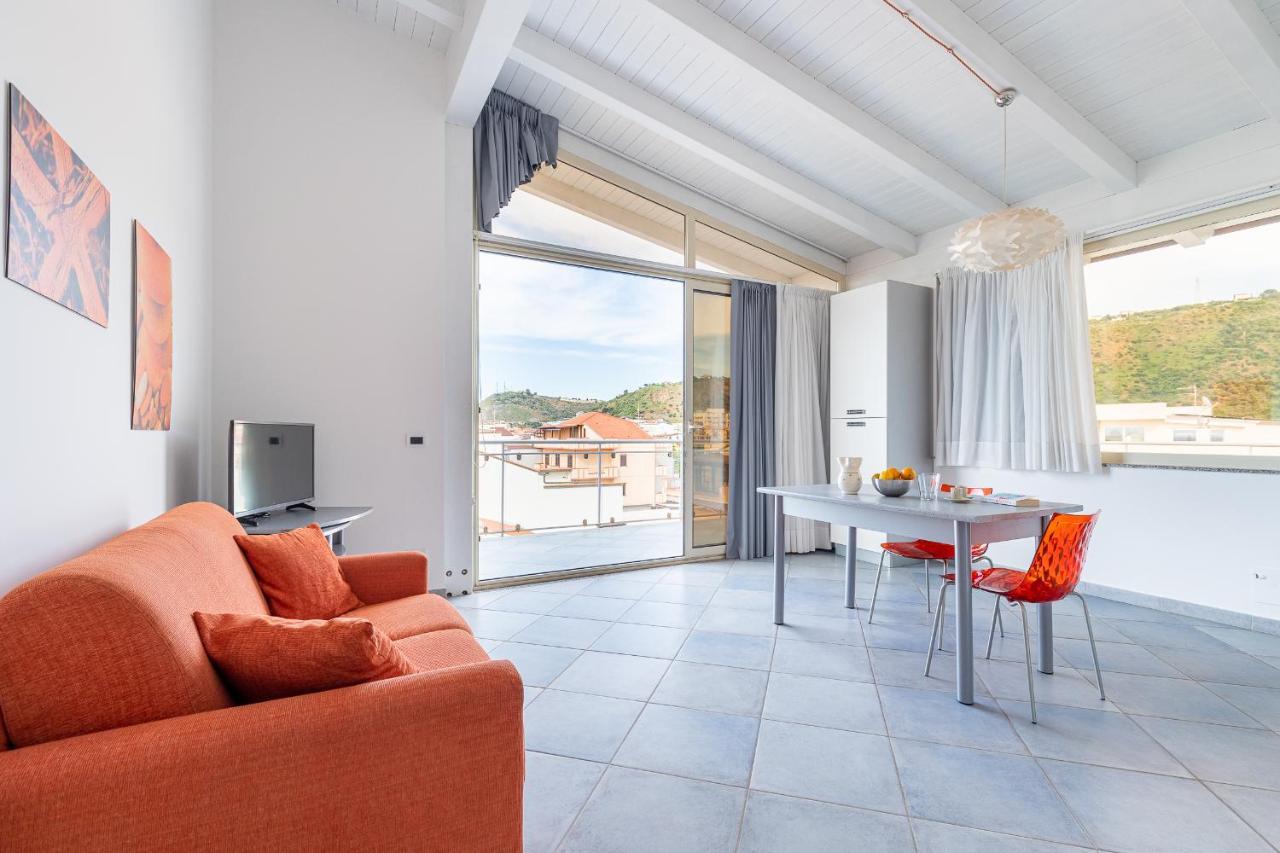Terraces D'Orlando - Family Apartments With Sea View And Pool Капо-д'Орландо Экстерьер фото