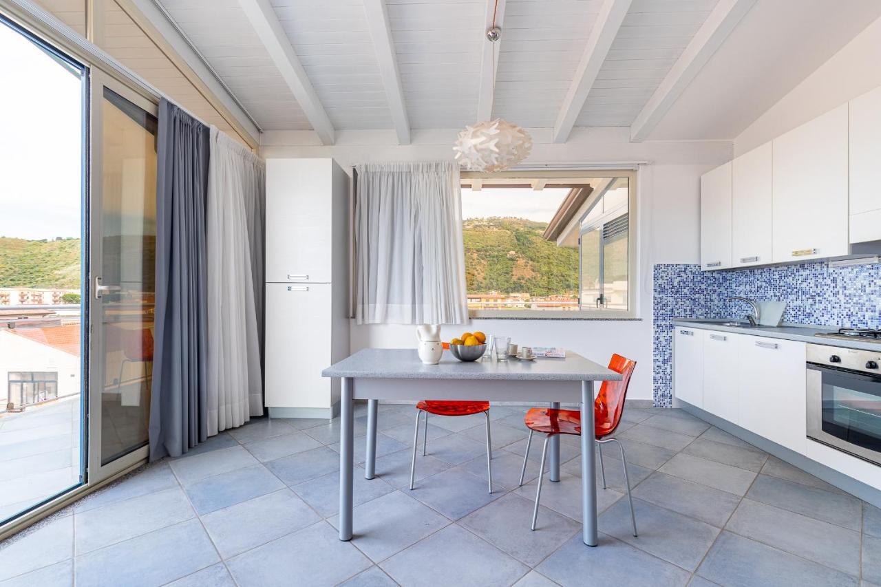 Terraces D'Orlando - Family Apartments With Sea View And Pool Капо-д'Орландо Экстерьер фото