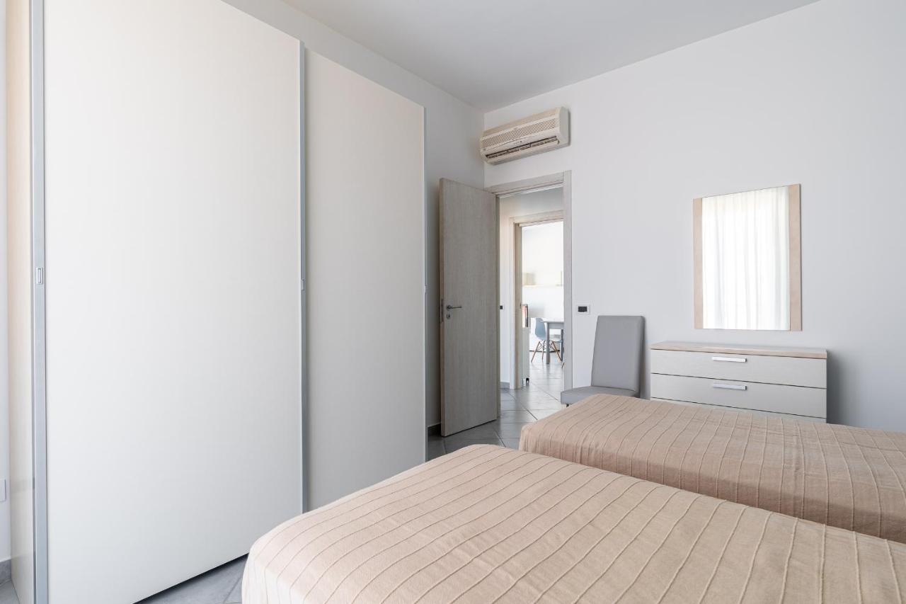Terraces D'Orlando - Family Apartments With Sea View And Pool Капо-д'Орландо Экстерьер фото