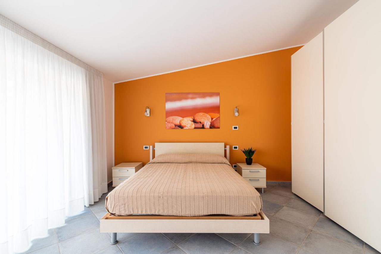 Terraces D'Orlando - Family Apartments With Sea View And Pool Капо-д'Орландо Экстерьер фото