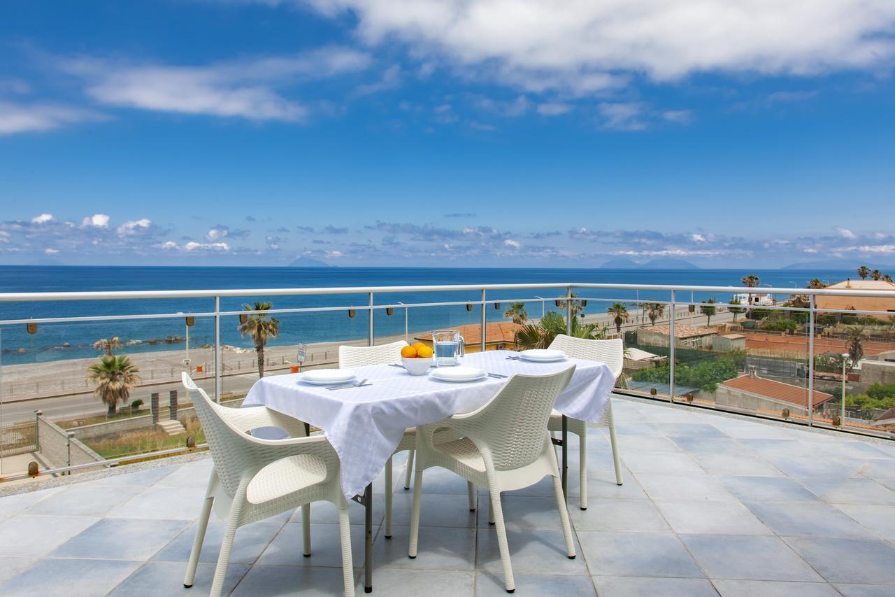 Terraces D'Orlando - Family Apartments With Sea View And Pool Капо-д'Орландо Экстерьер фото